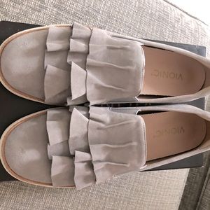 Super cute Vionic Slip-on Shoes